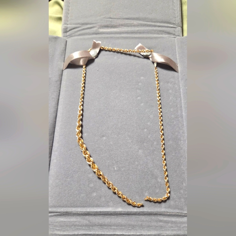 14kt Gold Chain Necklace